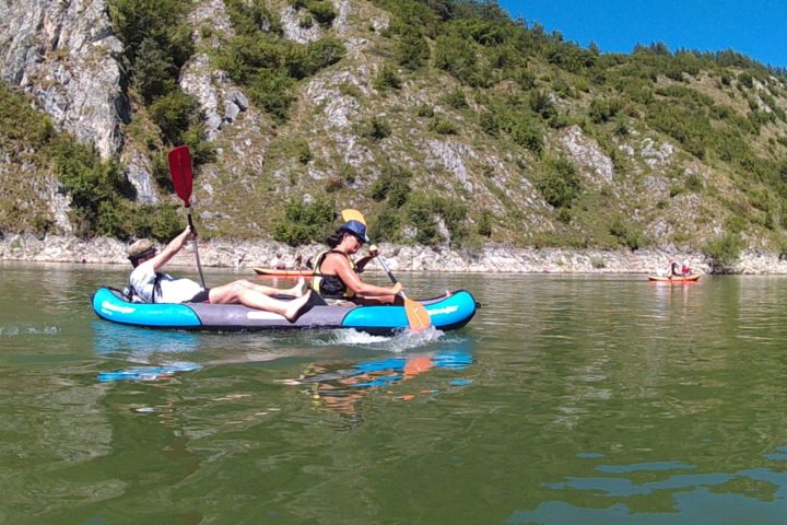 kayak tour on Uvac
