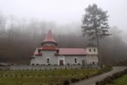 Manastir Radovašnica Cer
